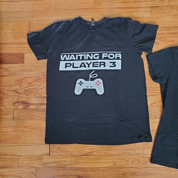 Baby Revealing T-shirts for Him and Her, Medium - Picture 3 of 7